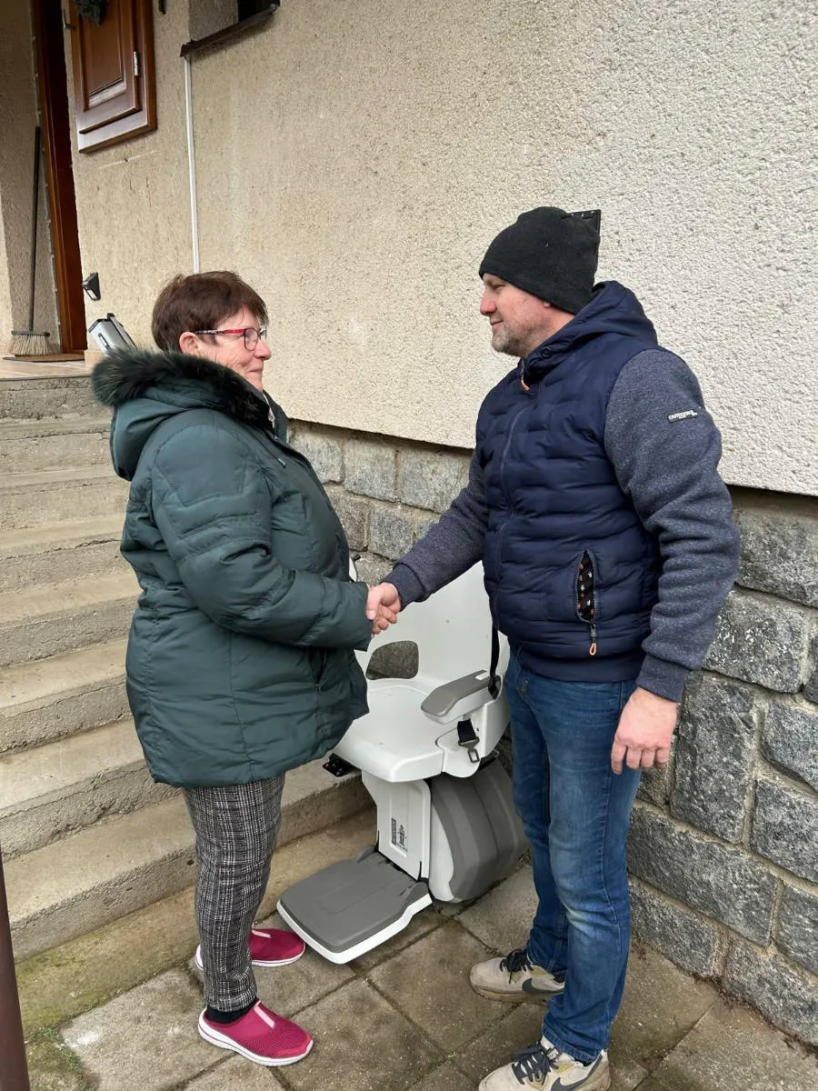 Montáž venkovní sedačky